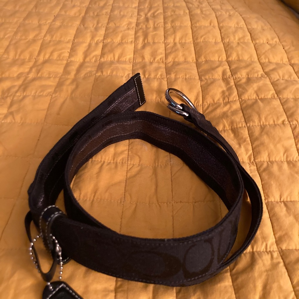 COACH Reversible  Signature C/ Brown w Sparlke D-Ring Belt